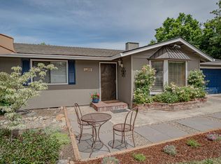 2619 Stonebrook Dr, Medford, OR 97504