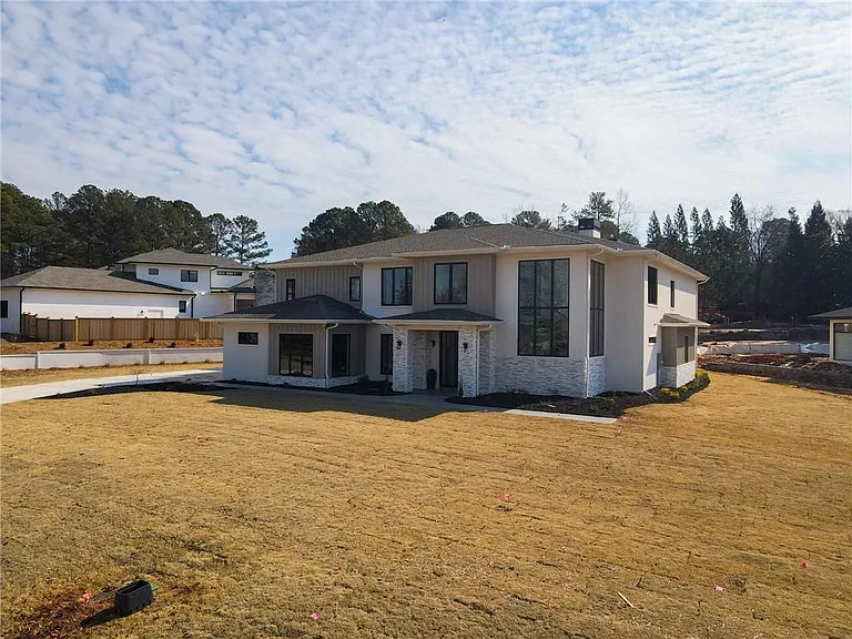4805 Moore Rd — Photo 3