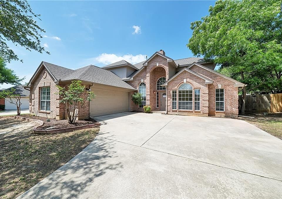 1st image of 11 Sunrise Ct
