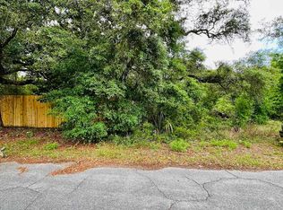 2519 Palmetto Ter, Lanark Village, FL 32323