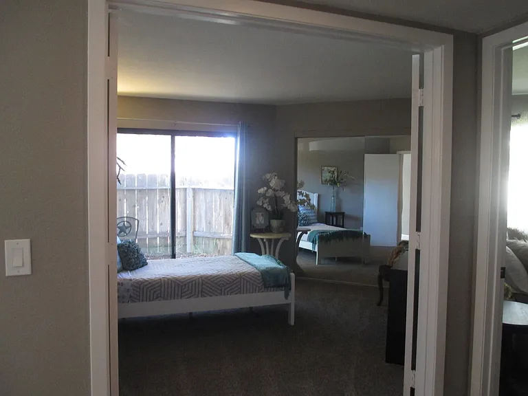24 Village Circle Dr — Photo 7