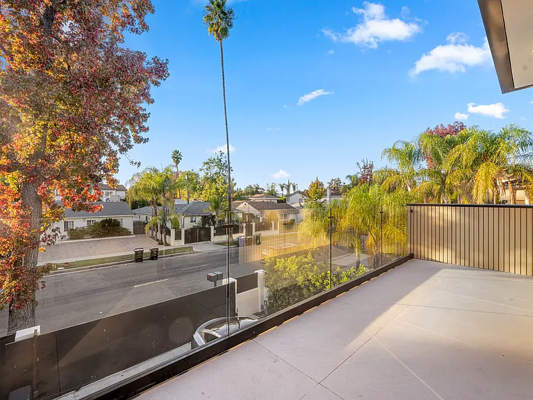 5028 Lindley Ave — Photo 89