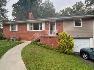 6828 Redberry Rd, Clarksville, MD 21029