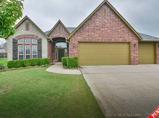3923 S Tamarack Pl, Broken Arrow, OK 74011