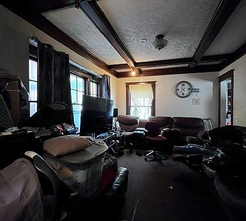 4th image of 258 Albemarle St