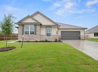 8000 Candy Ln, Waco, TX 76708