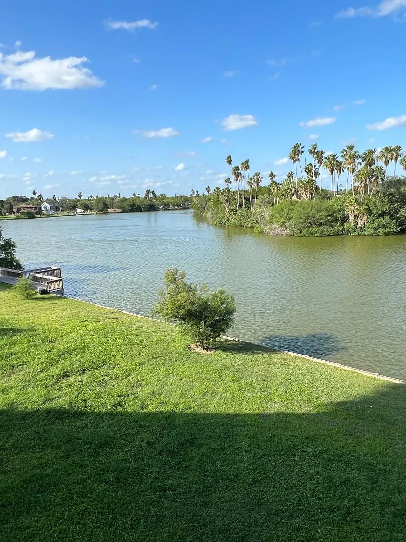 Unit Photo - 1226 Lakeside Blvd #B