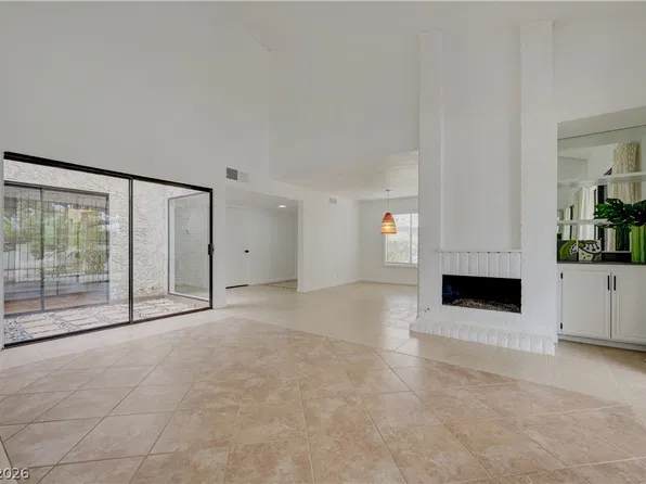2695 San Lago Ct, Las Vegas, NV 89121