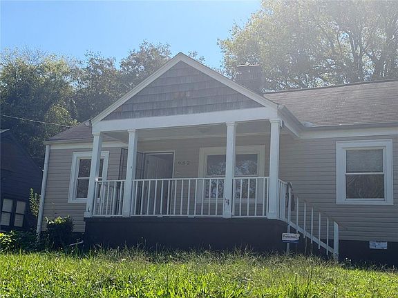 2nd image of 952 Estes Dr SW