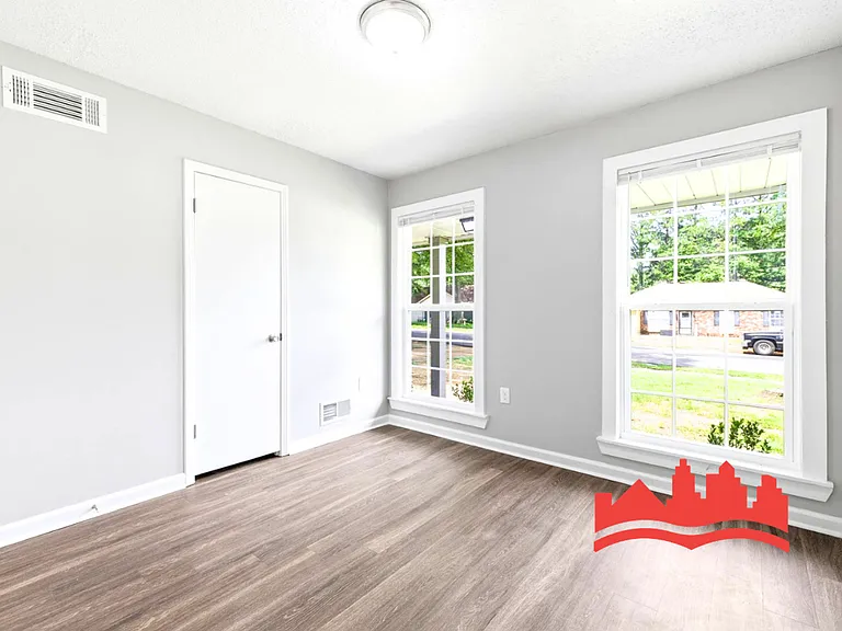 7002 Richard Wilson Dr — Photo 26