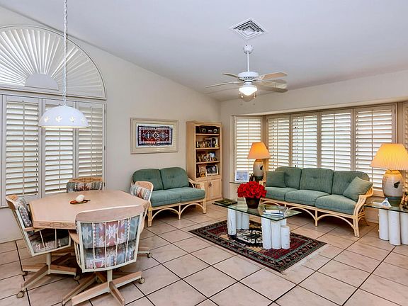 4th image of 8645 W Rockwood Dr