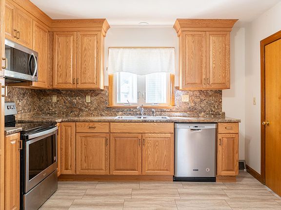 2nd image of 87 Independence Ave #1