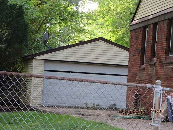 5th image of 15103 Kentfield St