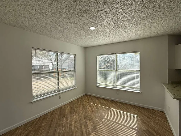 5910 Summer Fest Dr — Photo 12