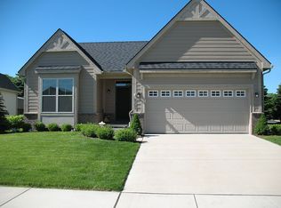 8353 Stamford Rd, Ypsilanti, MI 48198