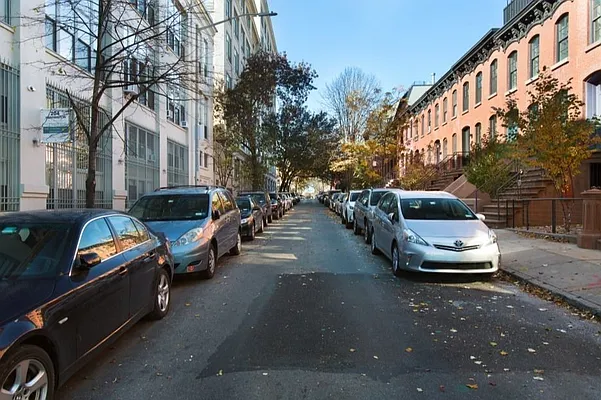 Rented by Compass | media 29