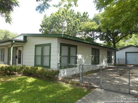 3rd image of 207 Hatcher Ave