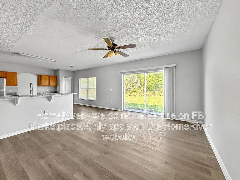 503 Hummingbird Ct — Photo 11