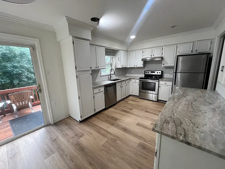 11380 Cromwell Ct — Photo 66