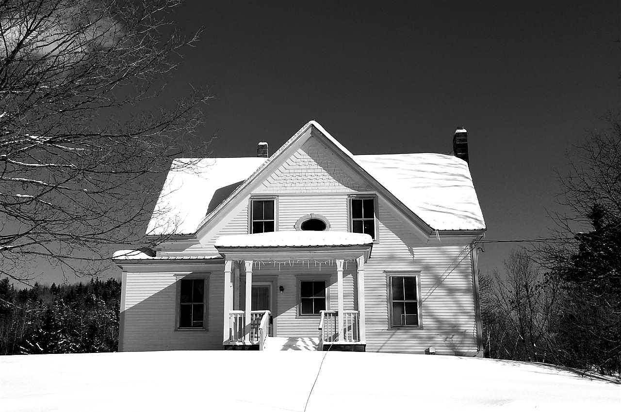 499 Vt Route 100, Newport Center, VT 05857 Zillow