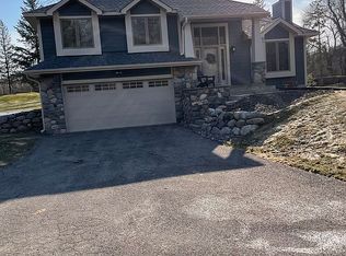 2860 Ardmore Ave, Maple Plain, MN 55359