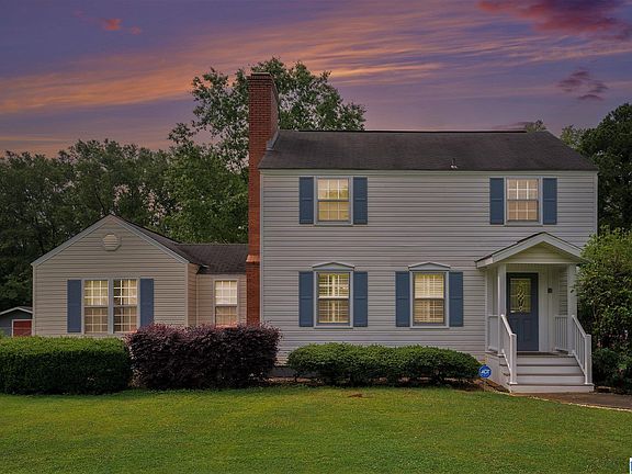 2nd image of 856 Pinecrest Dr