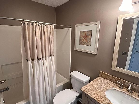3rd image of 5800 Blendonbrook Ln #110A