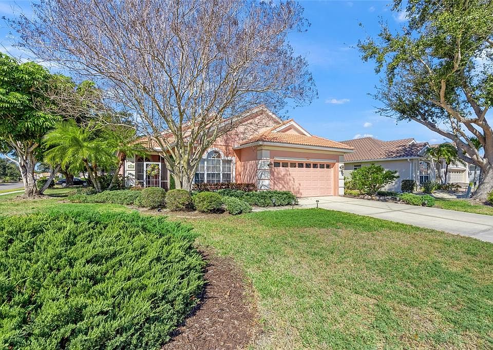 1st image of 805 DERBYSHIRE DRIVE