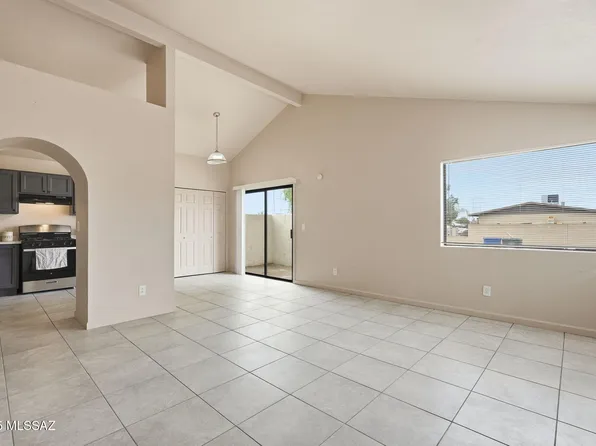 5633 S Liberty Ave, Tucson, AZ 85706