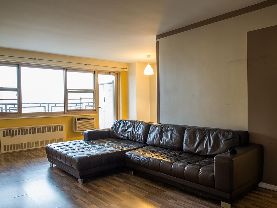1st image of 440 Neptune Ave #14