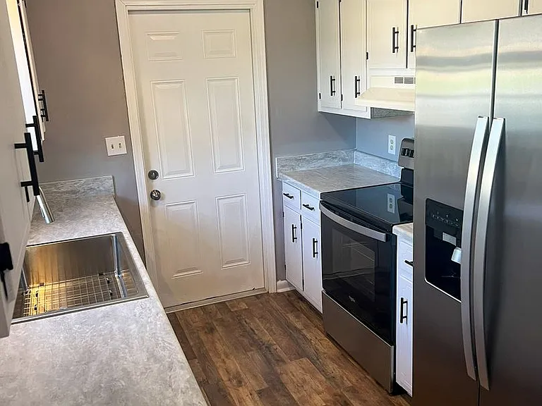 6255 Memphis Ave — Photo 9