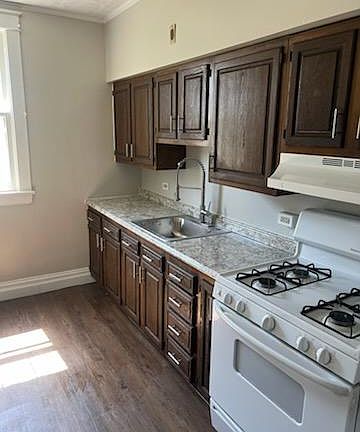 4th image of 115 Grass Ave