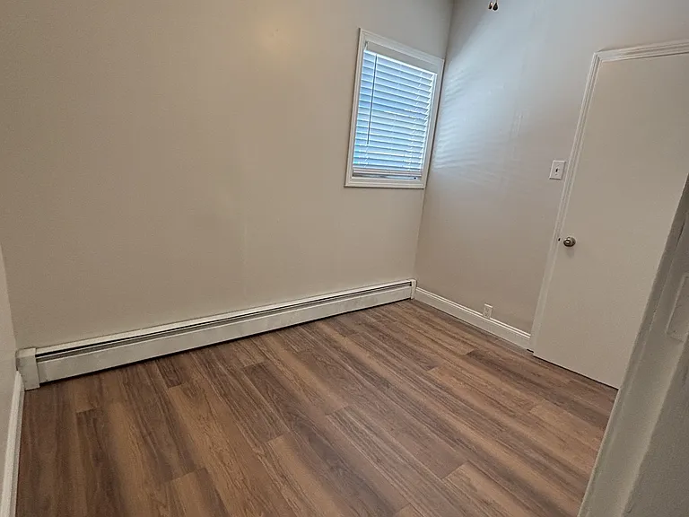 38 Hunting St #1 — Photo 2