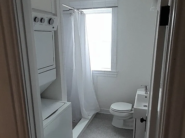 3148 Magnolia Ave #2W — Photo 11