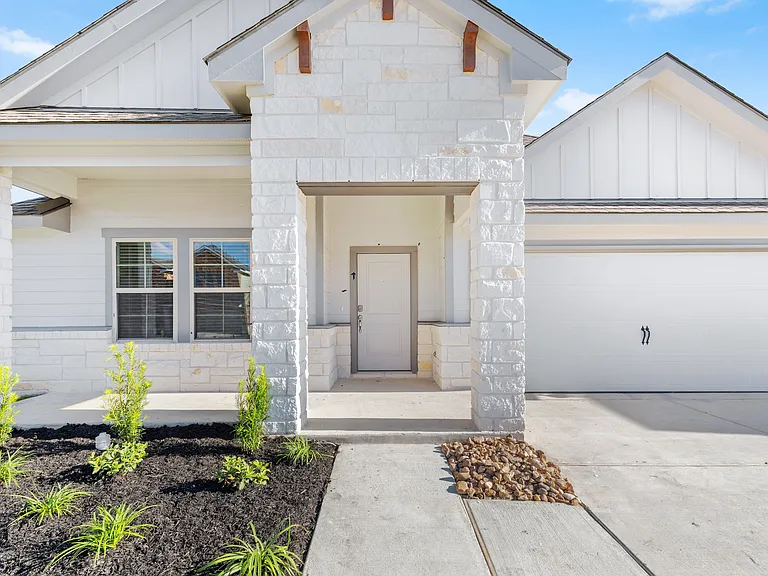 1220 Canton Dr — Photo 1