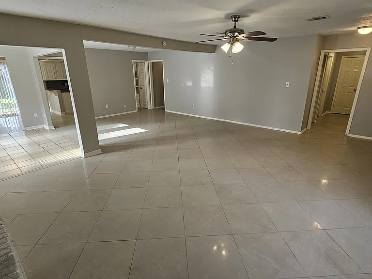 3310 Indian Mound Trl — Photo 3