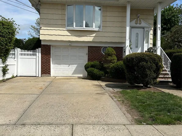 82 Bedford Road, Hempstead, NY 11550