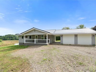 41 Penny Rd SW, Carrollton, OH, 44615