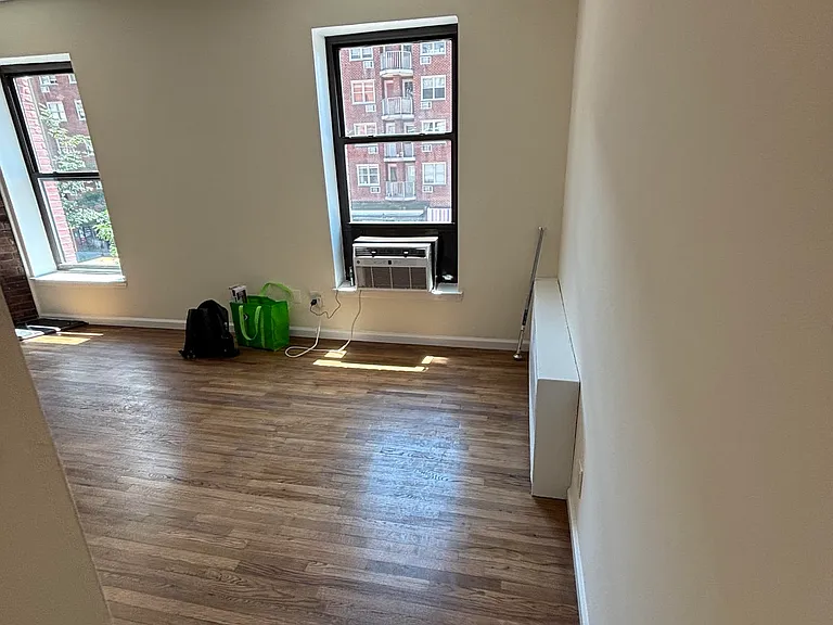 171 W 23rd St #3A — Photo 3