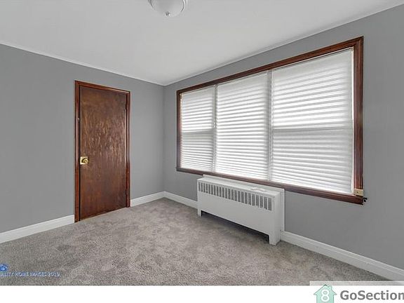 4th image of 9150 S Colfax Ave #1