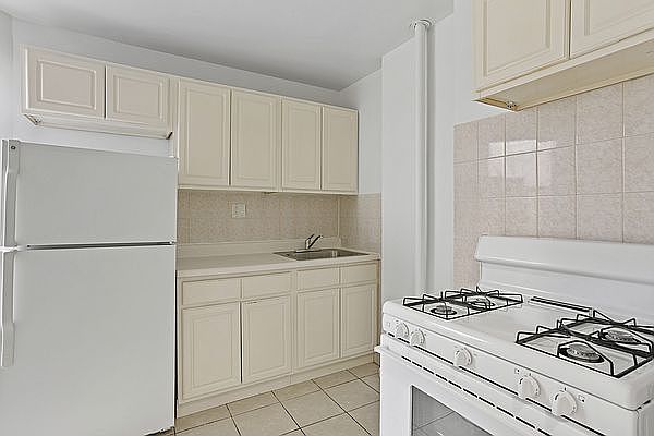1st image of 628 W 151st St APT 5G