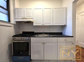 2574 33rd St, Astoria, NY