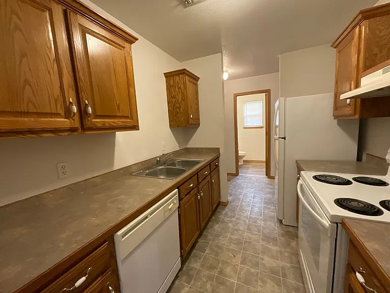 4557 E Zora St #F — Photo 16