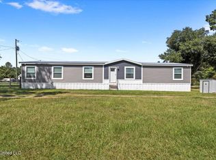 1273 Stonecypher Rd, Lucedale, MS 39452
