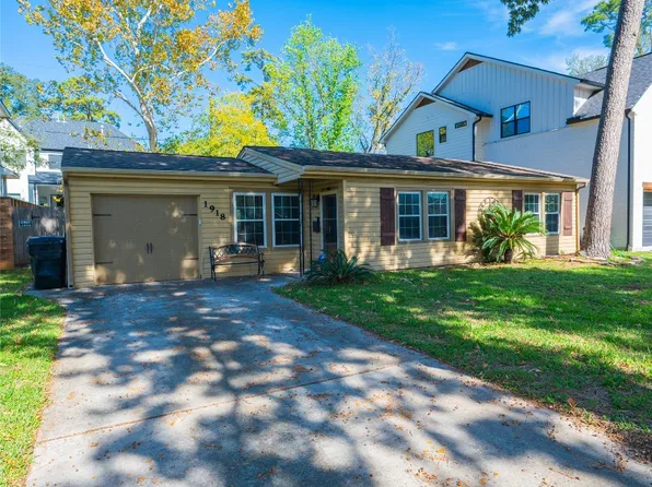 1918 Du Barry Ln, Houston, TX 77018