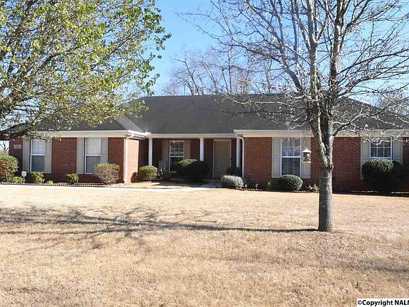2nd image of 101 Autumn Glaze Dr