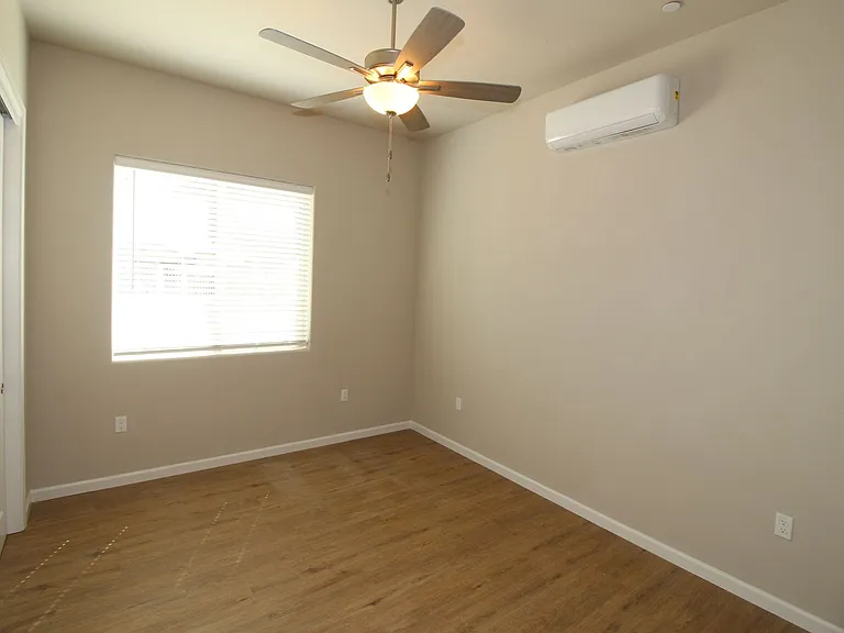 2343 N Arthur Ave — Photo 6