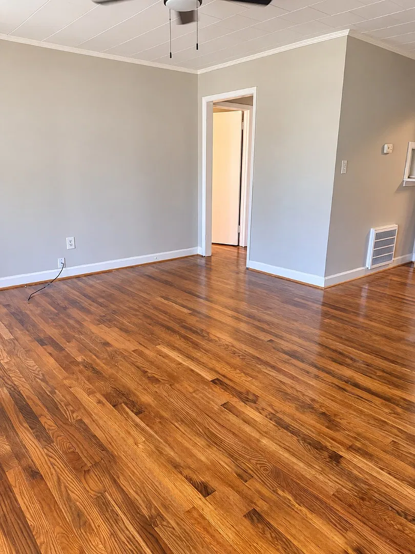 304 East Fairview Avenue — Photo 2