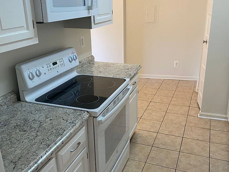5300 Columbia Pike #714 — Photo 2