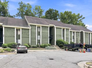 1510 E Benjamin Pkwy, Greensboro, NC 27408